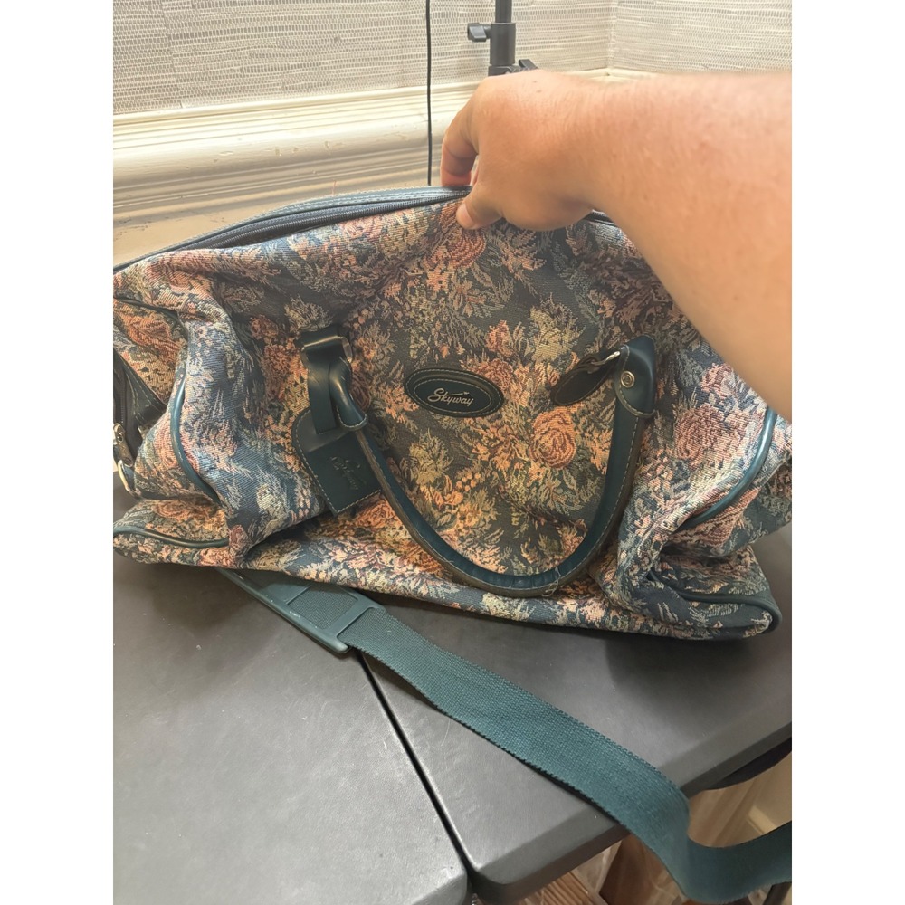 Skyway Vintage Tapestry Duffel Bag Floral Weekender Travel Carry On Teal Trim